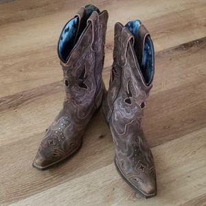 Laredo Cowgirl boots